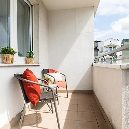 Apartman Superapart Dzieci Warszawy 27a - Ursus Komfort Varsó