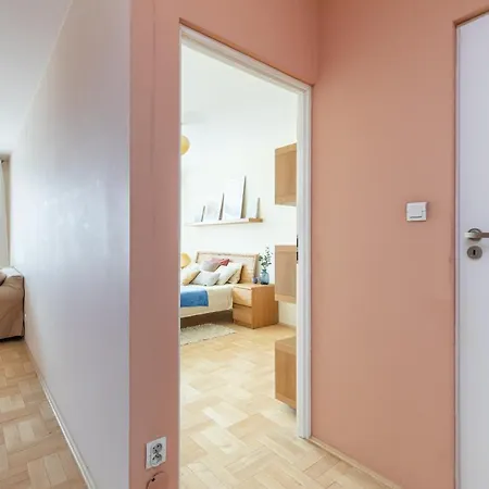 Superapart Dzieci Warszawy 27a Apartment